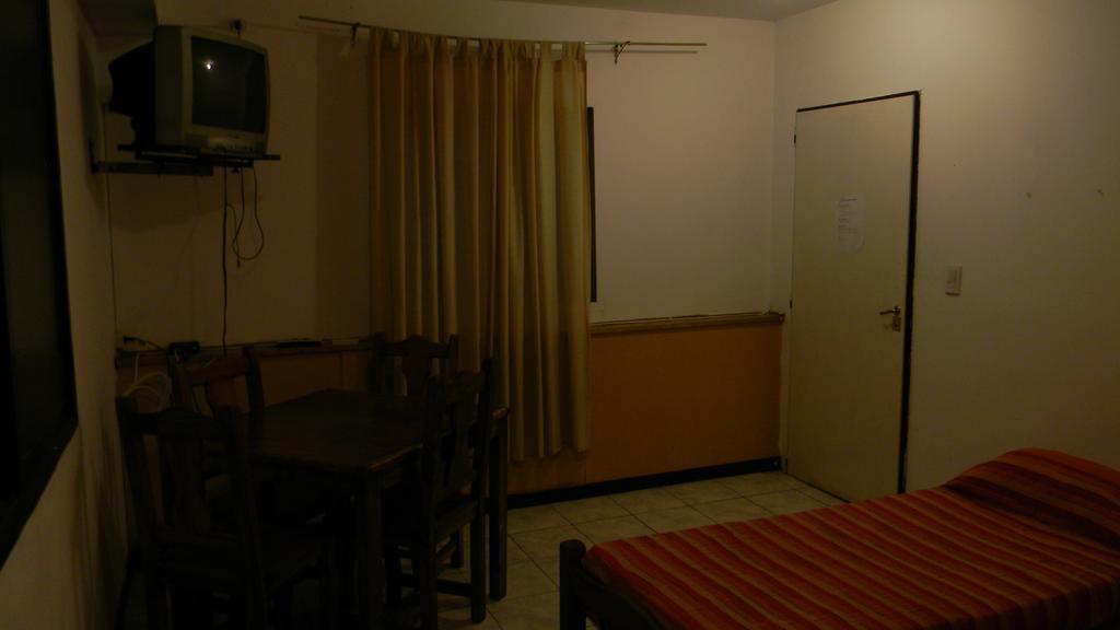 Punto Urbano Hostel Mendoza Kamer foto